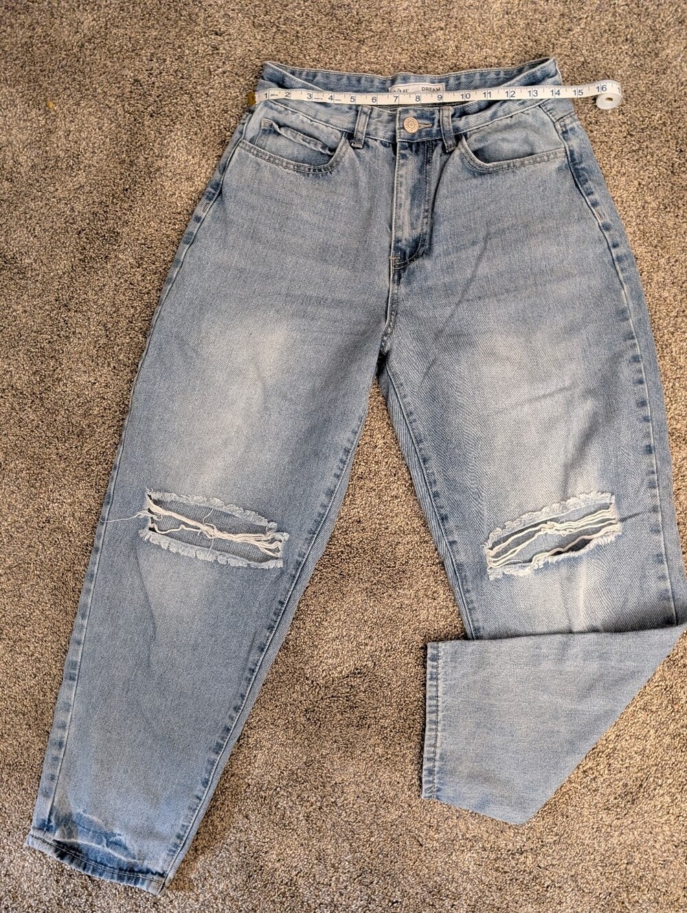 🌼 YMI Women's Light Wash Distressed Denim Jeans with Dream Label Size 7/28 EUC